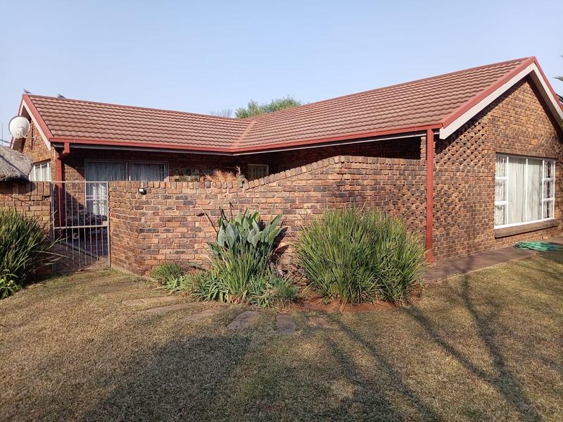 4 Bedroom Property for Sale in Stilfontein North West